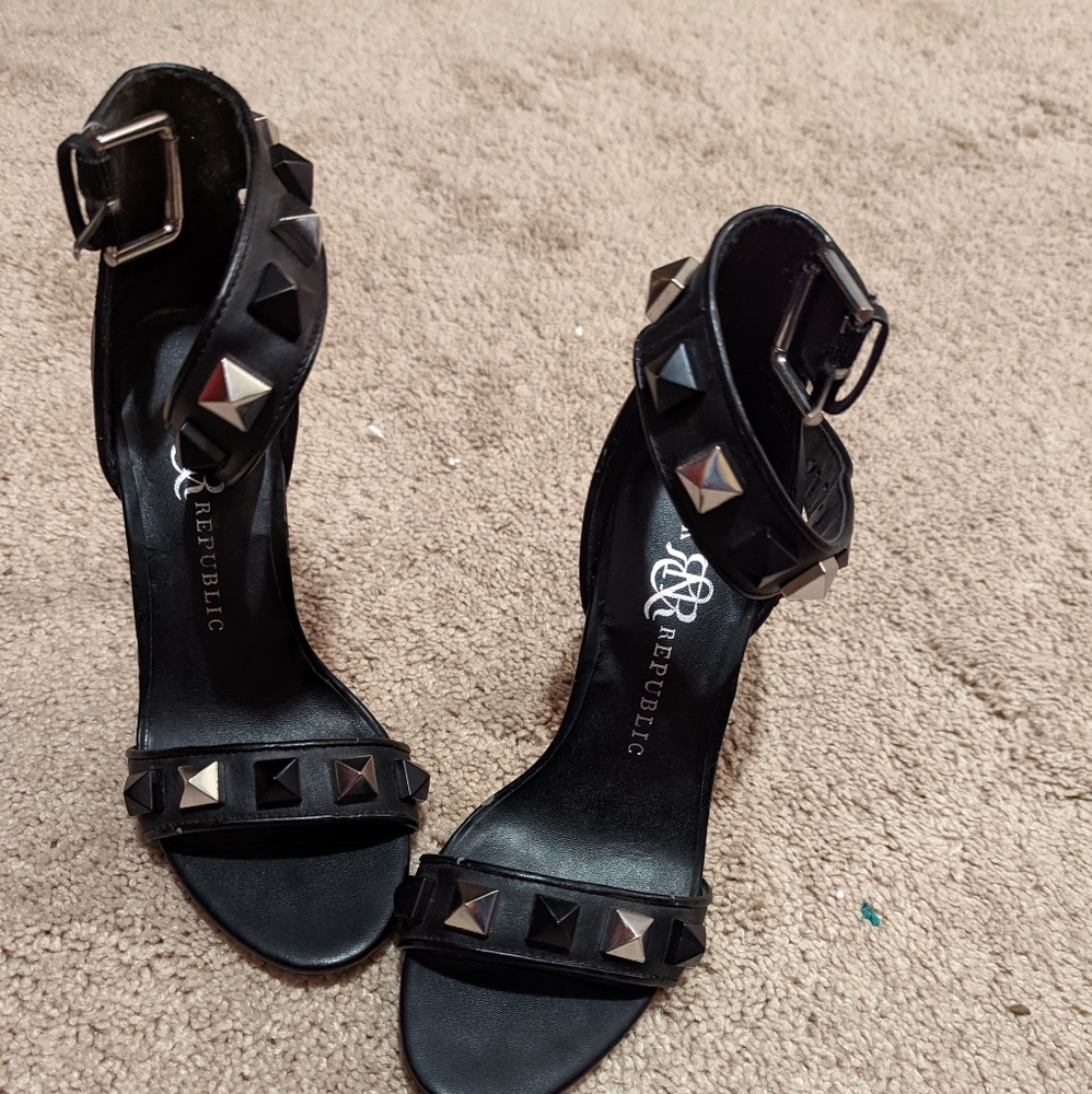 Black heels
